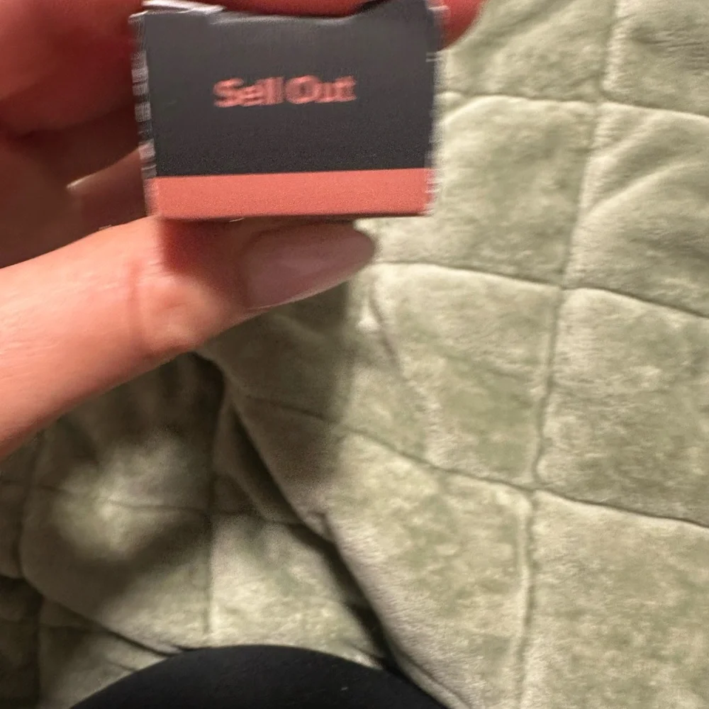 Too Faced Melted Matte Lipstick - Picture 5 of 5